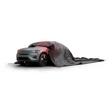 Déploiement de la couverture anti-feu Car Pro X sur un véhicule électrique