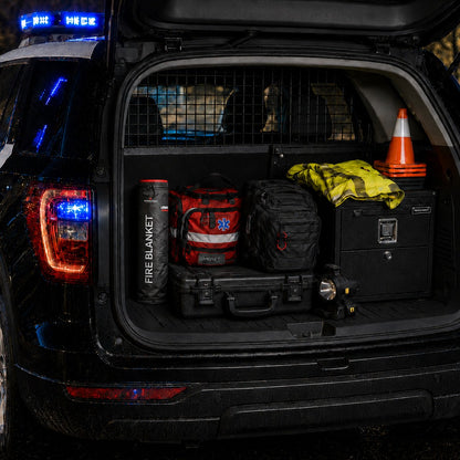 Couverture anti-feu URBAN Portable dans un véhicule de police